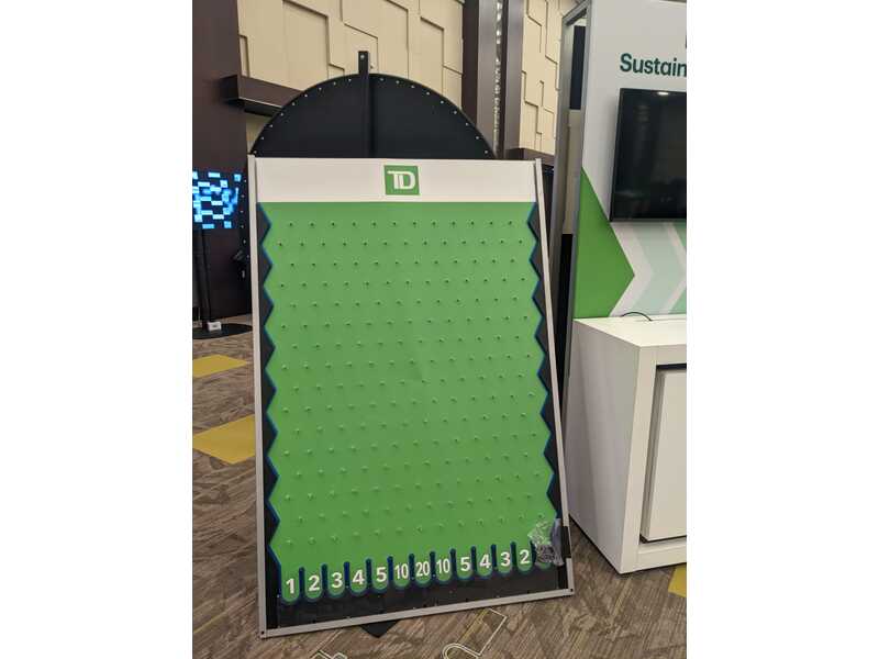 Giant Plinko photo 5