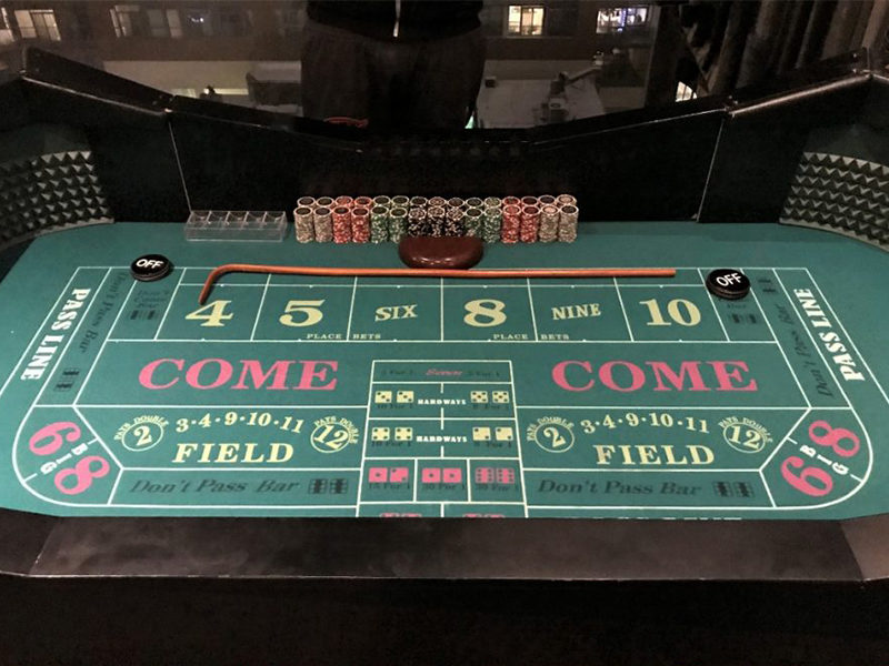 Basic Craps Table full view.