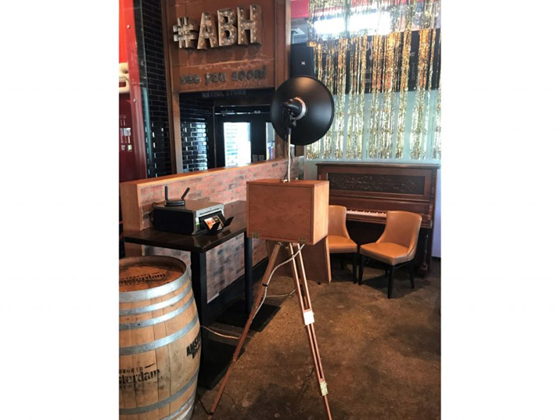 Vintage Photo Booth photo 9
