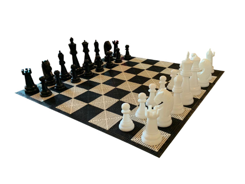 High-End Giant Chess