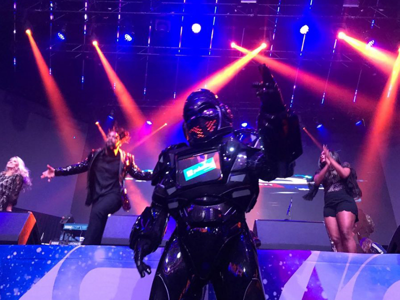 Giant LED Robot Performer photo 5