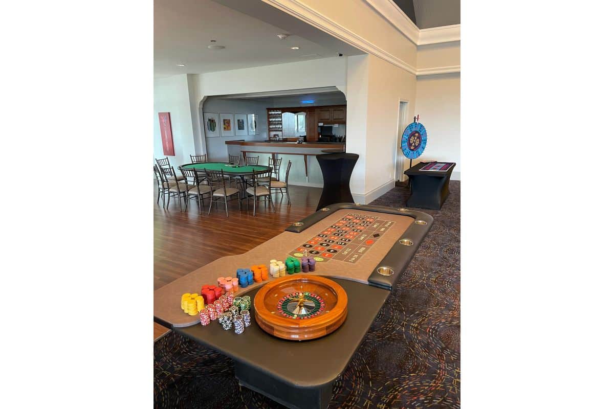 Premium Roulette Table