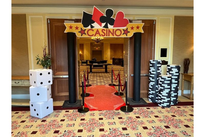 Deluxe Casino Decor Package