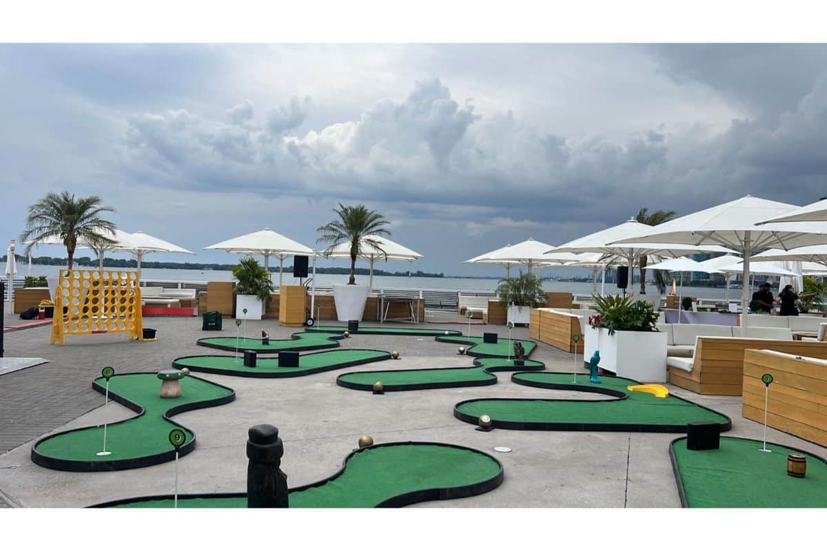 Portable Mini Golf Course (9 Holes) photo 3