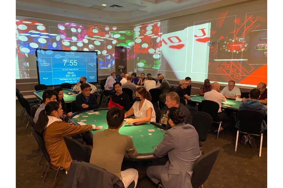 Poker Table photo 8