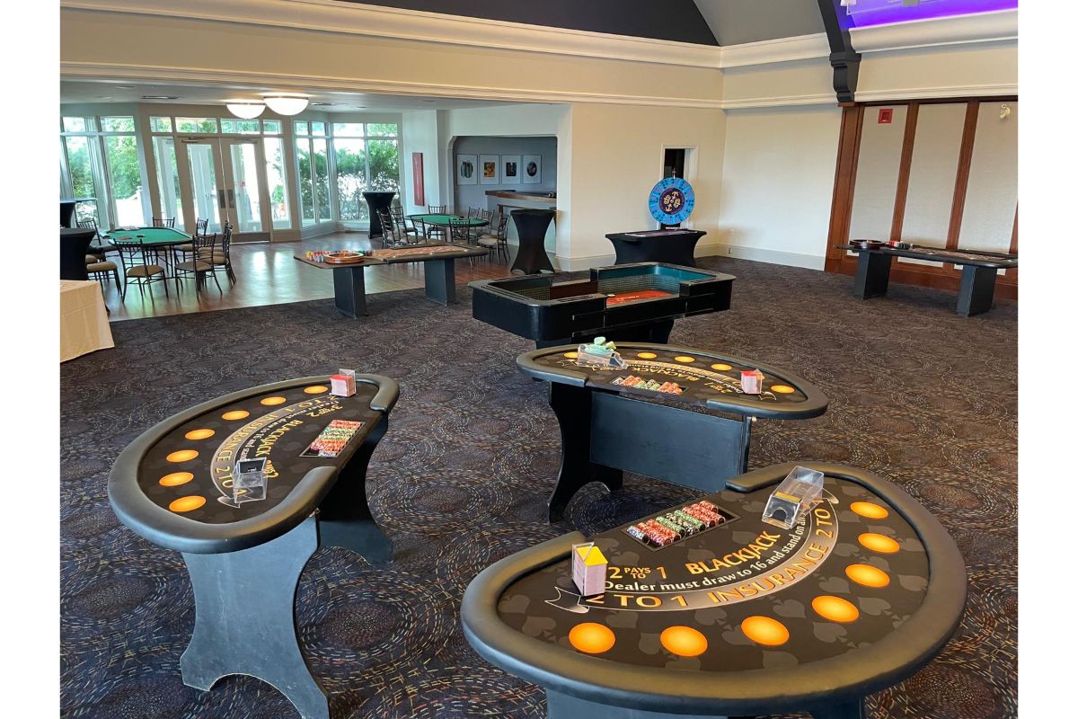 Blackjack Table photo 17