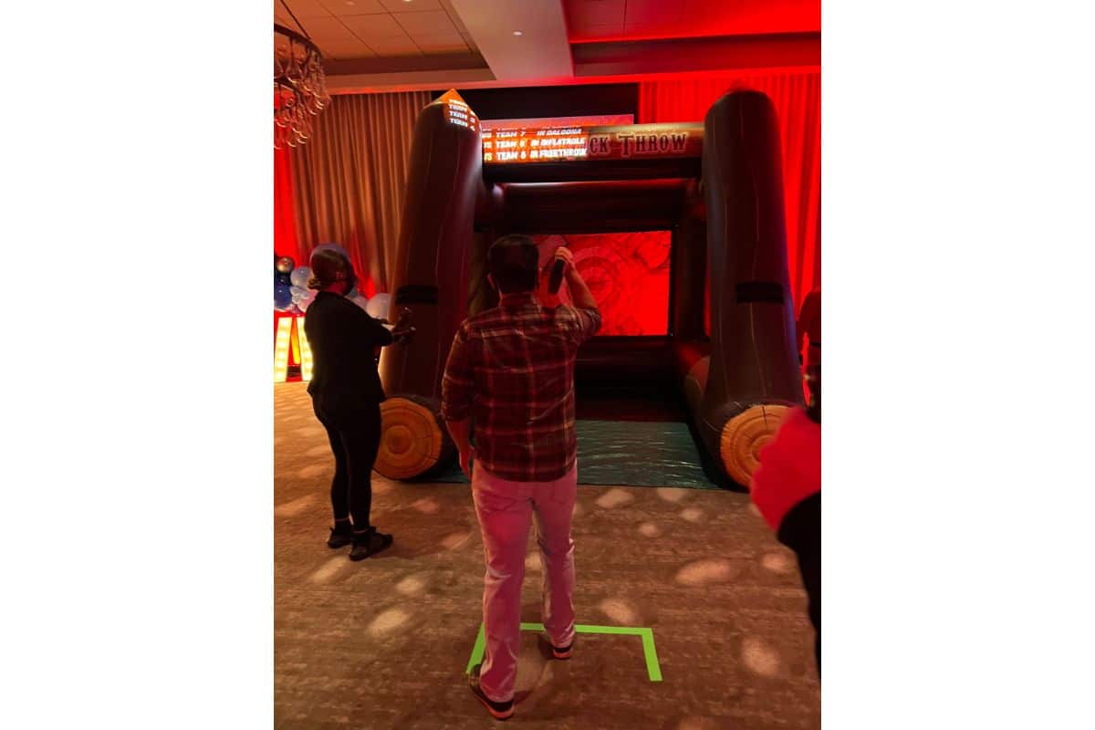 Battle Axe Throwing Inflatable photo 8