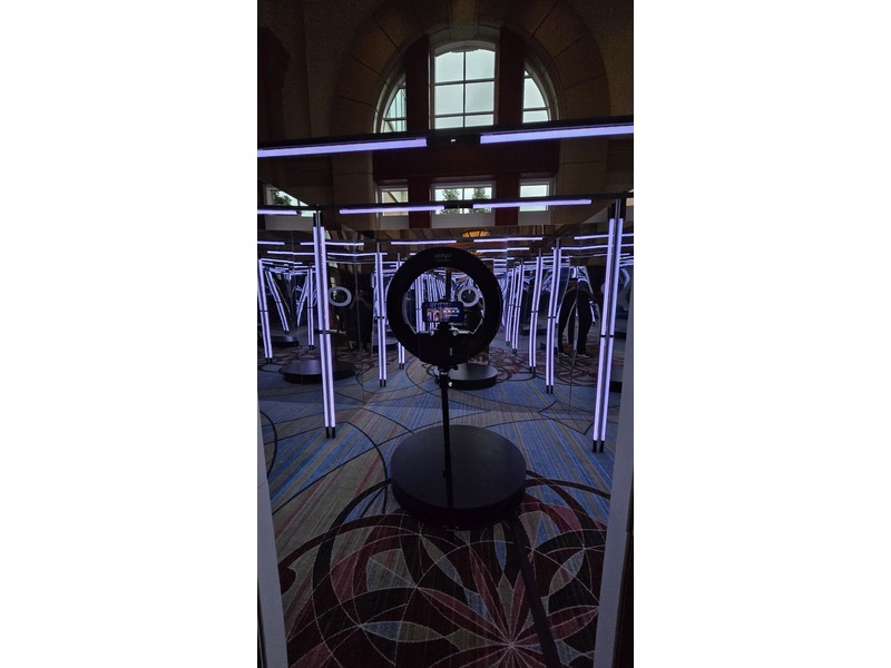 360 Spin Photo Booth photo 6