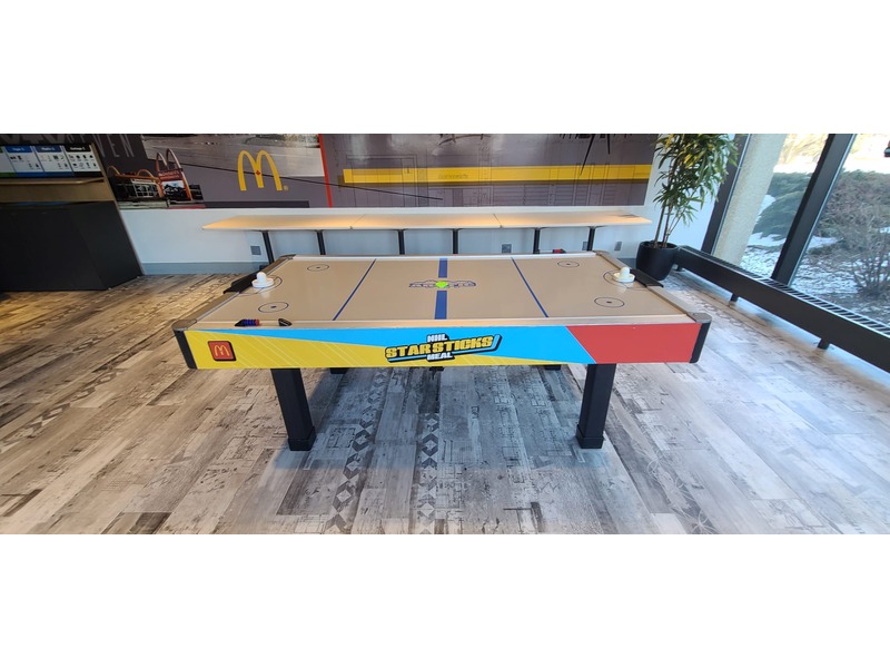 Air Hockey Table