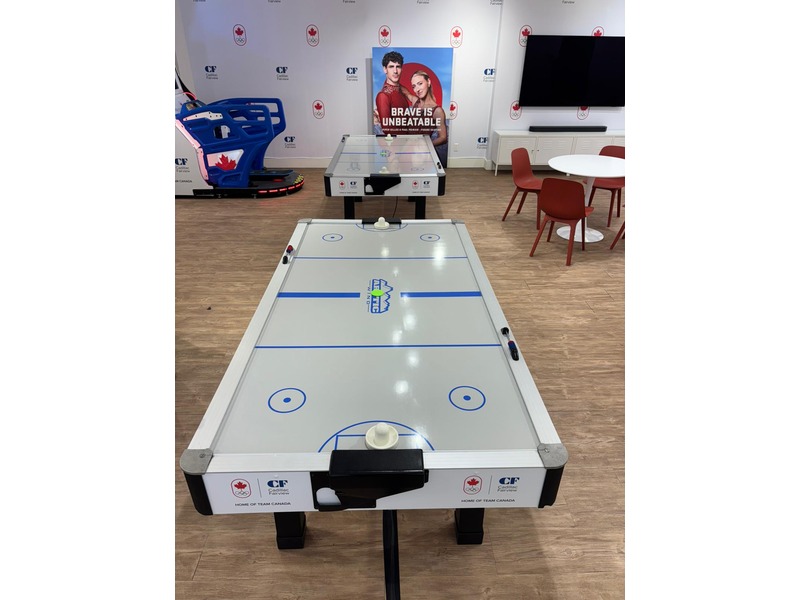 Air Hockey Table