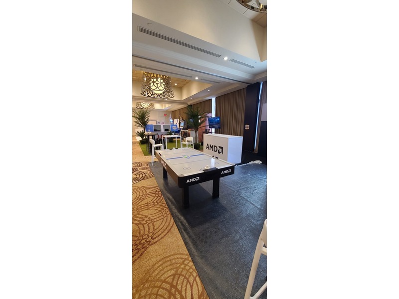 Air Hockey Table