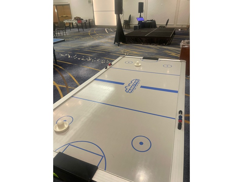 Air Hockey Table