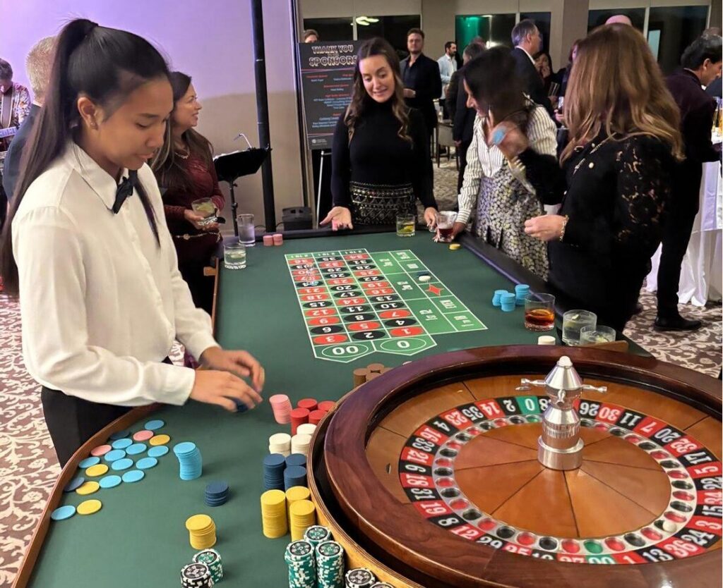Corporate team-building activities with scoring and friendly competition