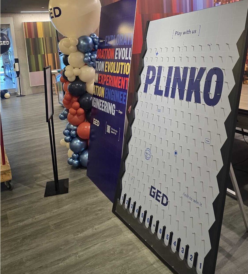 Interactive booth activity designed to increase visitor engagement