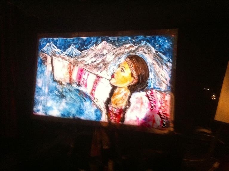 Live Painting on an Illuminated Canvas photo 5